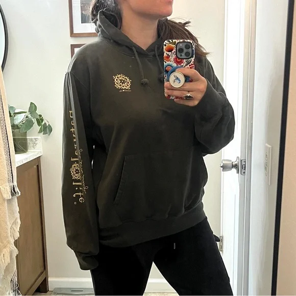 NATURAL LIFE Green Hoodie with Butterfly Design - Picture 4 of 7